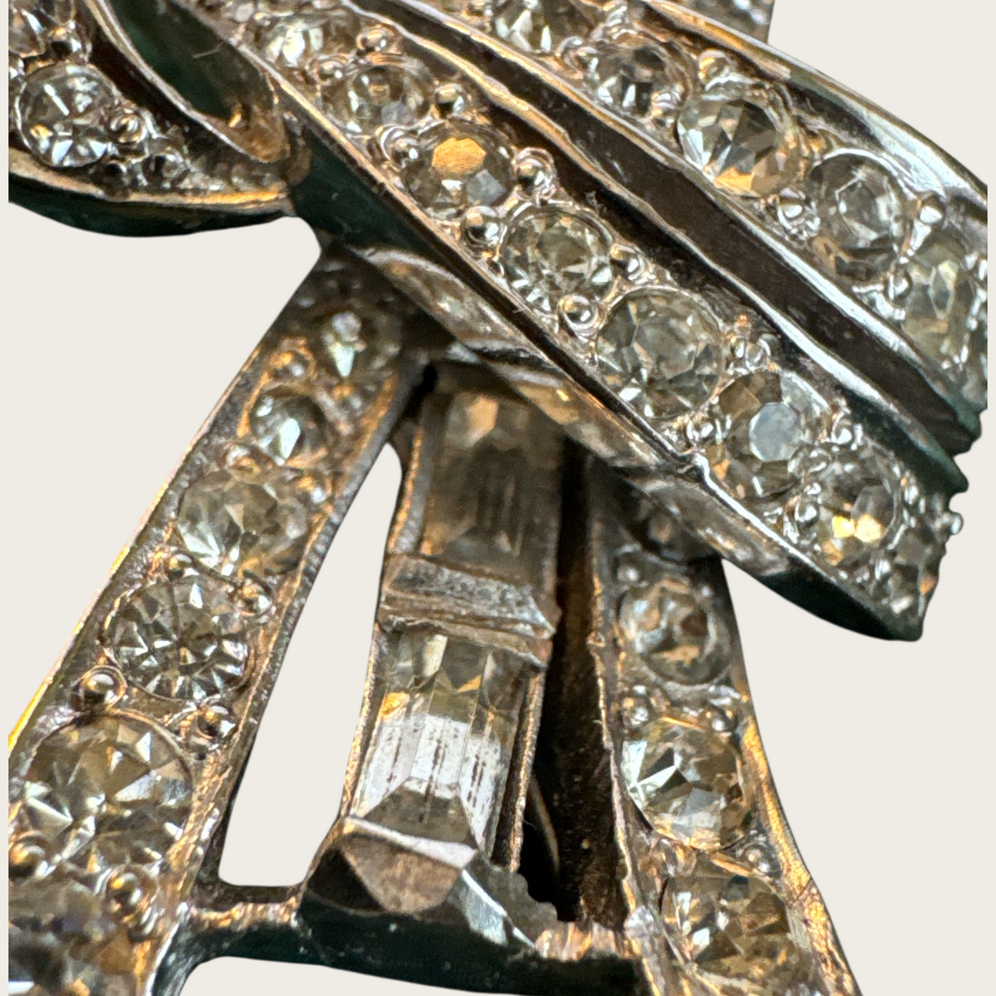 Vintage Eisenberg Rhinestone Brooch – Late 1940s Script Mark, Rhodium-Plated, Verified Authentic