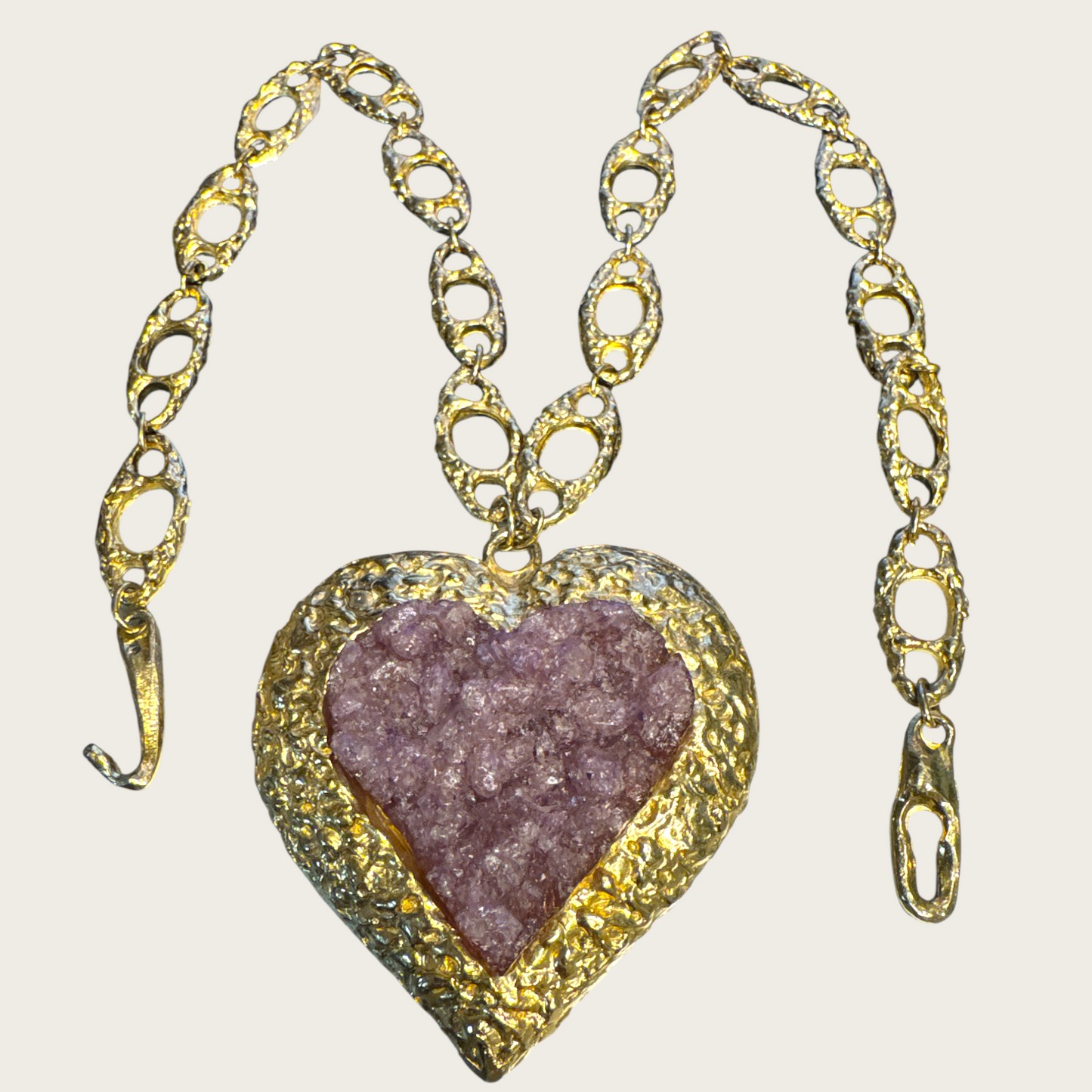 Rare Vintage Kenneth Jay Lane Couture Necklace – Sculptural Heart with Purple Druzy, Gold-Tone Open Link Chain (c. late 1970s–1980s)