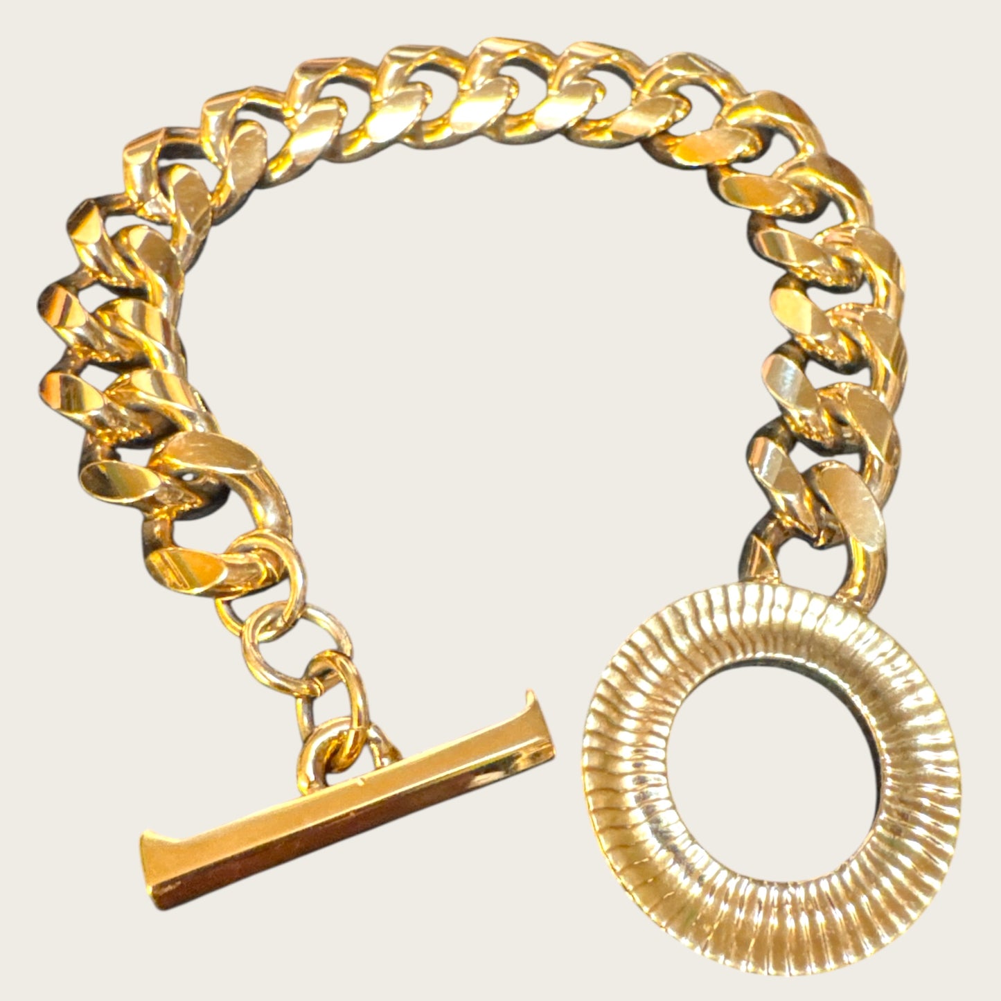 Vintage St. John Chunky Gold-Tone Toggle Bracelet – Signed Designer, 1980s