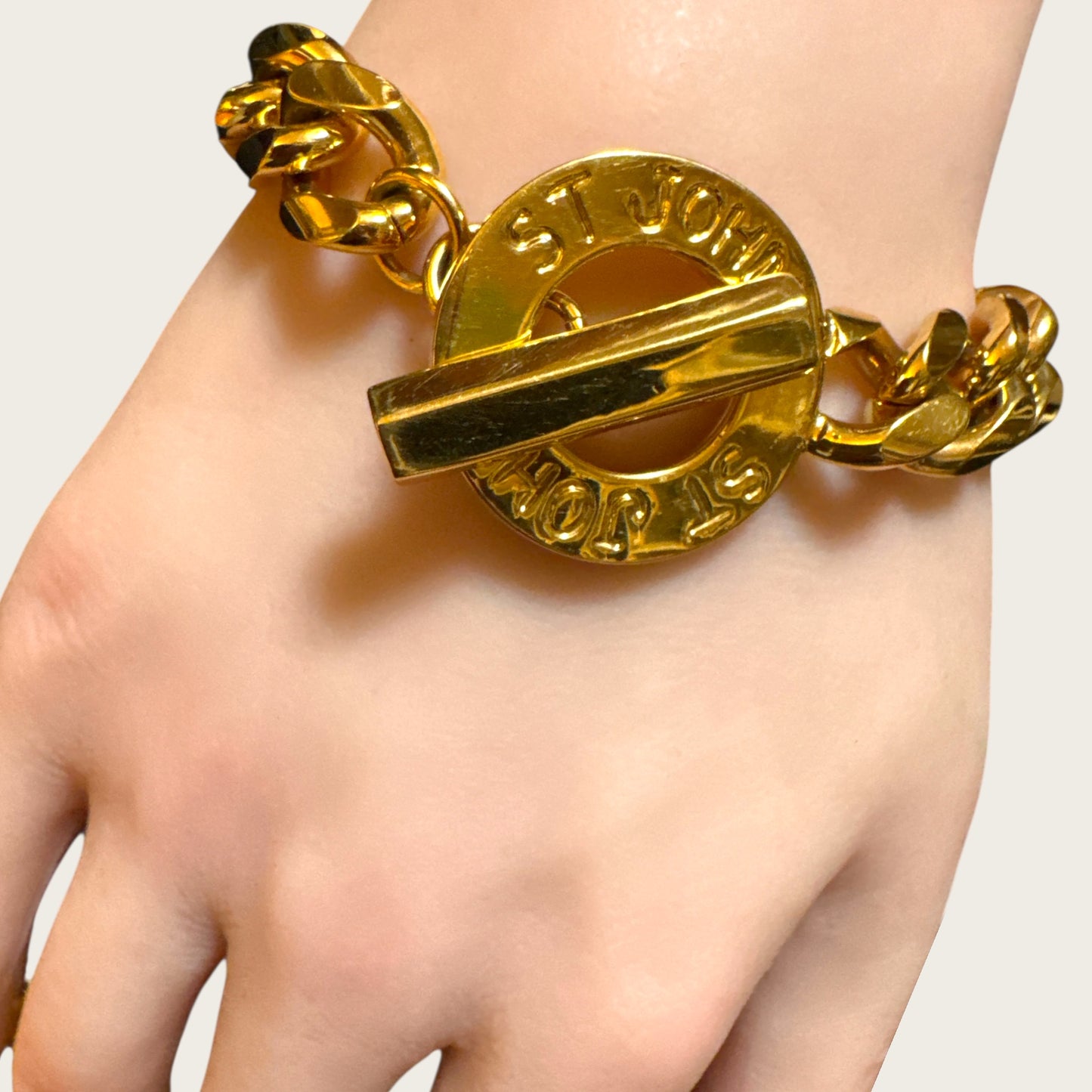 Vintage St. John Chunky Gold-Tone Toggle Bracelet – Signed Designer, 1980s