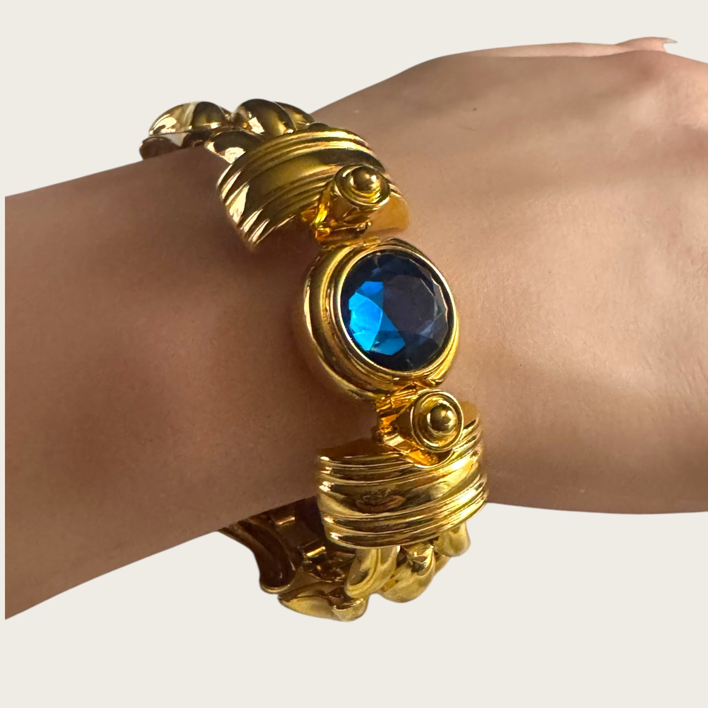 Vintage Kenneth Jay Lane KJL Gold-Tone Bracelet with Blue Lucite Rhinestone – 7 Inch