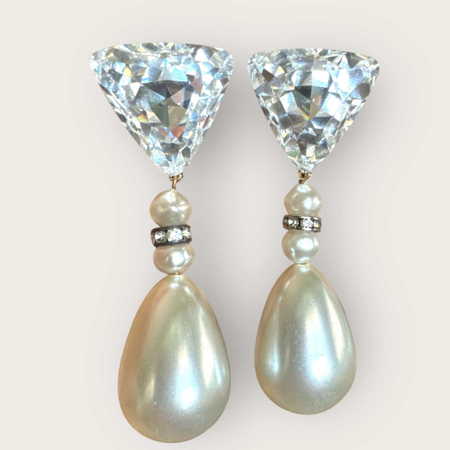 Vintage Runway Clip-On Earrings – Oversized Triangle Crystal with Pearl Drop