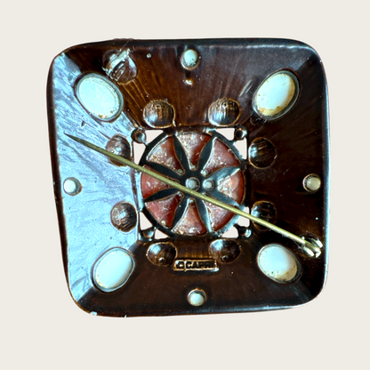 Vintage Capri White Glass Cabochon Brooch – Mid-Century Design