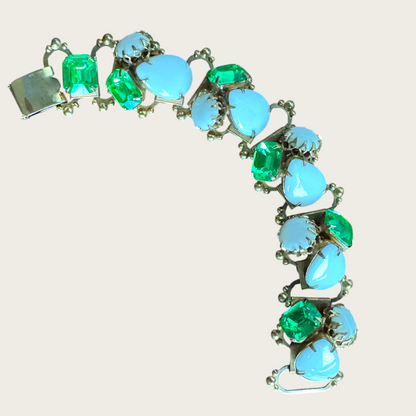 Vintage Uranium Glass & Opaque Pear Cabochon Panel Bracelet – Mid-Century Designer Style, Antique Gold Tone (6¼”)