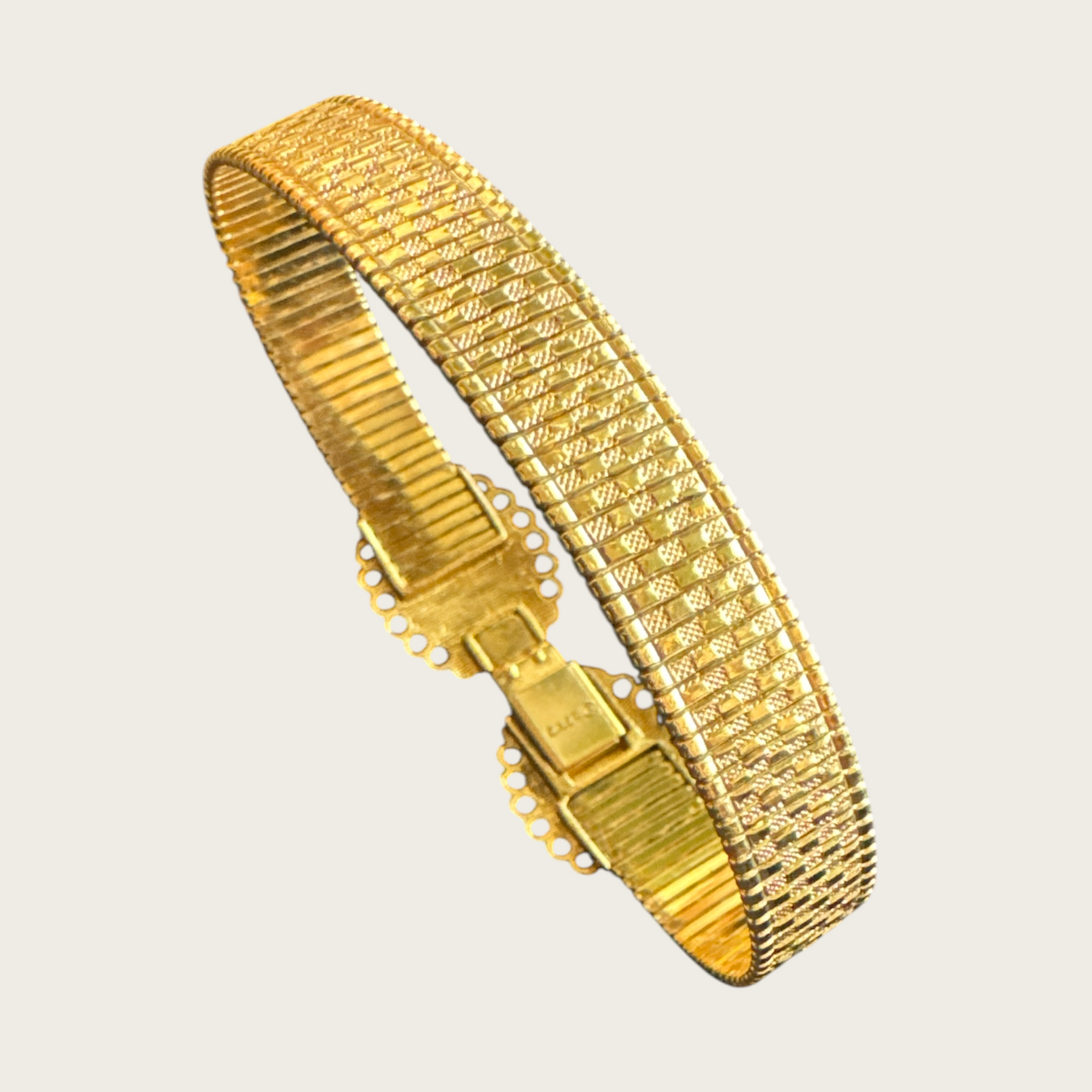 Vintage Ciner Mother of Pearl Cabochon & Gold Ribbon-Link Bracelet – Mid-Century Designer Signed (7”)