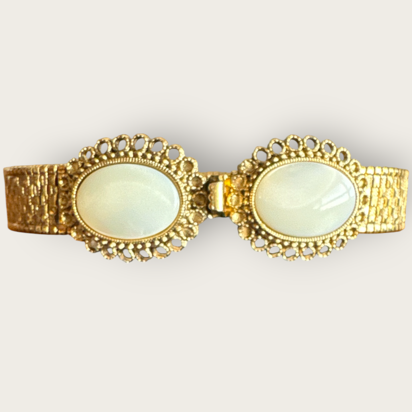 Vintage Ciner Mother of Pearl Cabochon & Gold Ribbon-Link Bracelet – Mid-Century Designer Signed (7”)
