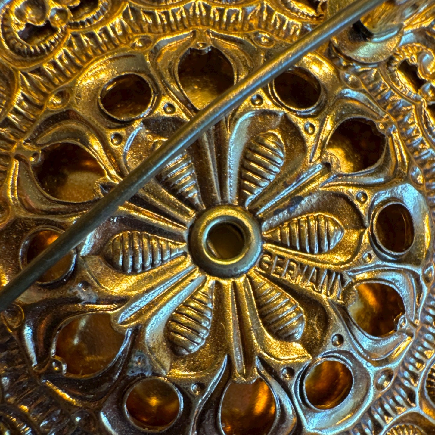 Mid-Century West Germany Floral Demi-Parure – Porcelain Transfer Brooch & Clip Earrings with Faux Pearl Filigree, c.1950s–1960s