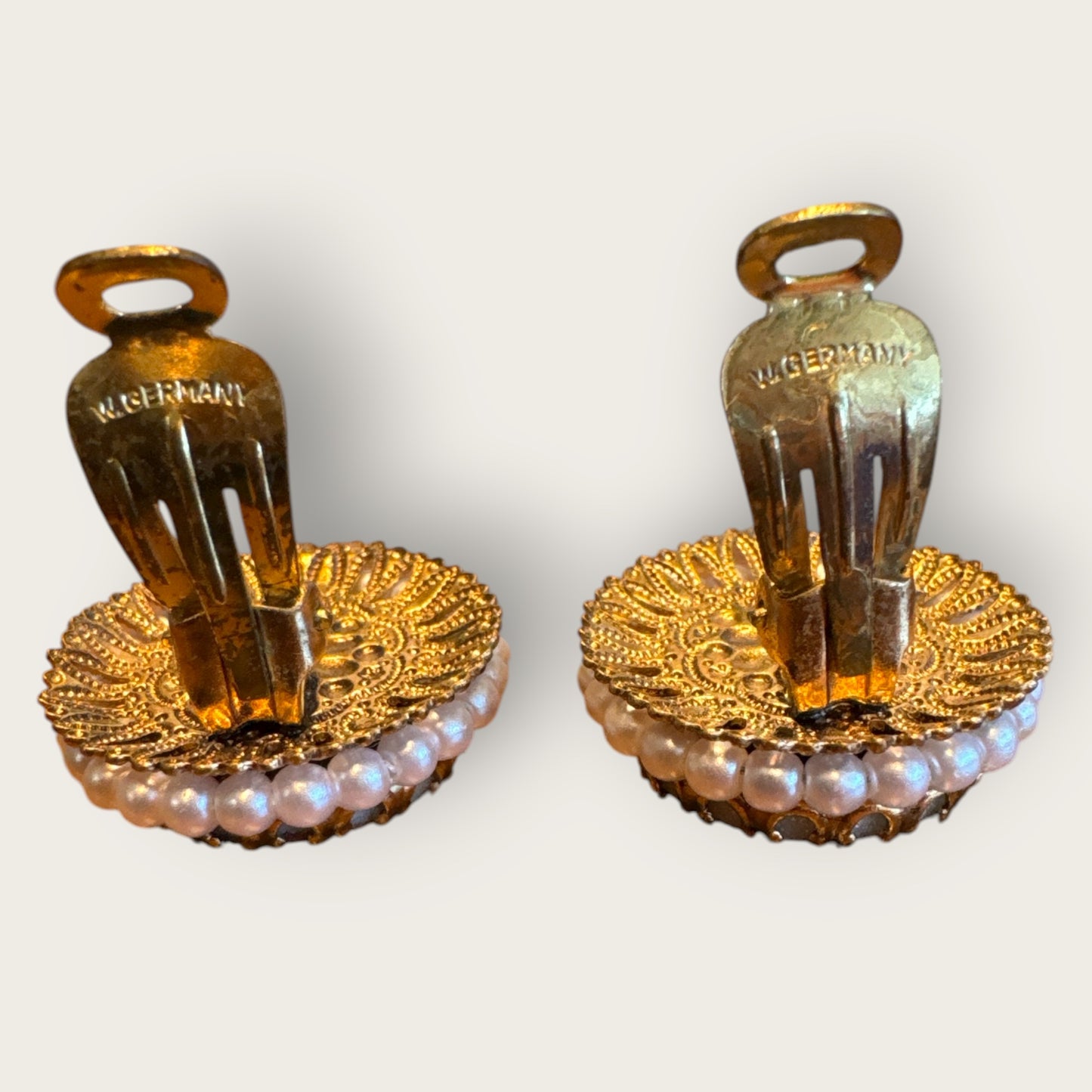 Mid-Century West Germany Floral Demi-Parure – Porcelain Transfer Brooch & Clip Earrings with Faux Pearl Filigree, c.1950s–1960s