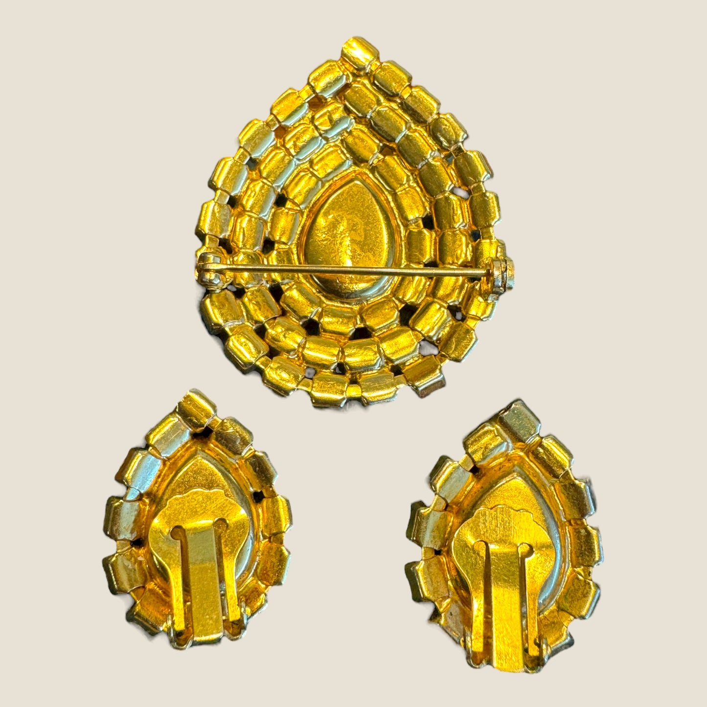 Vintage Aurora Borealis Glass Cabochon Brooch & Earrings Set – Gold Tone, c.1950s–1960s