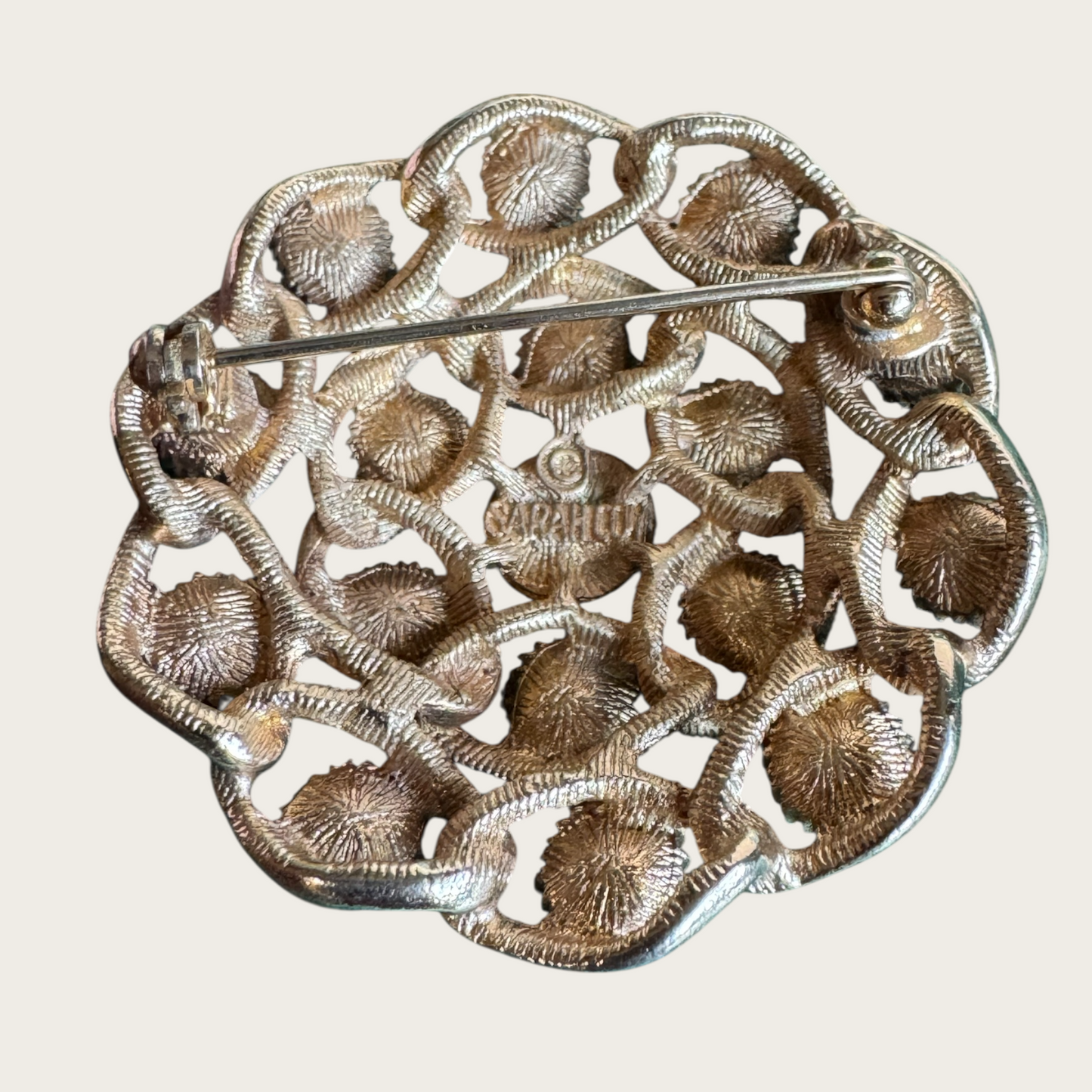 Sarah Coventry “Fiesta” Cabochon Brooch & Earring Set – Luminous Uranium Glass in Gold-Tone Filigree