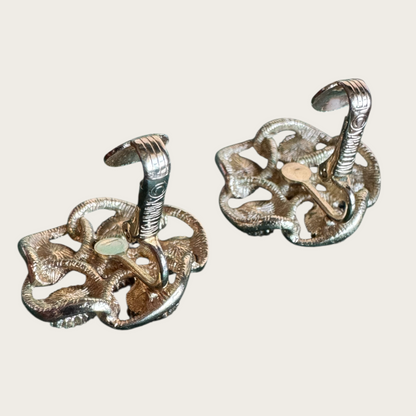 Sarah Coventry “Fiesta” Cabochon Brooch & Earring Set – Luminous Uranium Glass in Gold-Tone Filigree