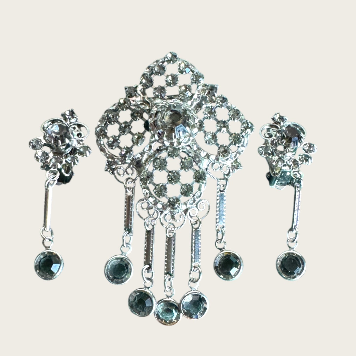 Juliana Style Vintage Silvertone Brooch & Earring Set – Smoky Gray Rhinestones with Dangles