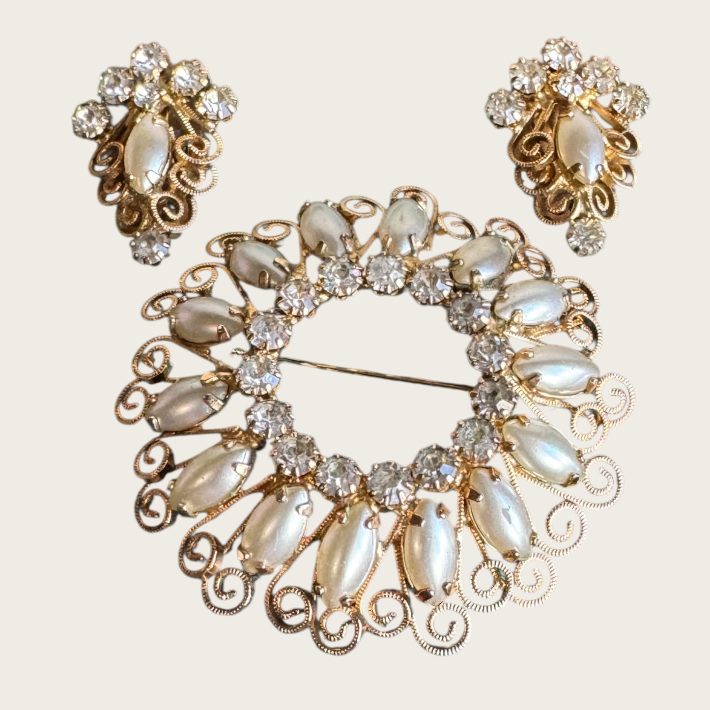 Vintage Hope Chest Faux Pearl & Rhinestone Demi-Parure – Brooch & Clip Earring Set – Mid-Century Gold-Tone Filigree Design