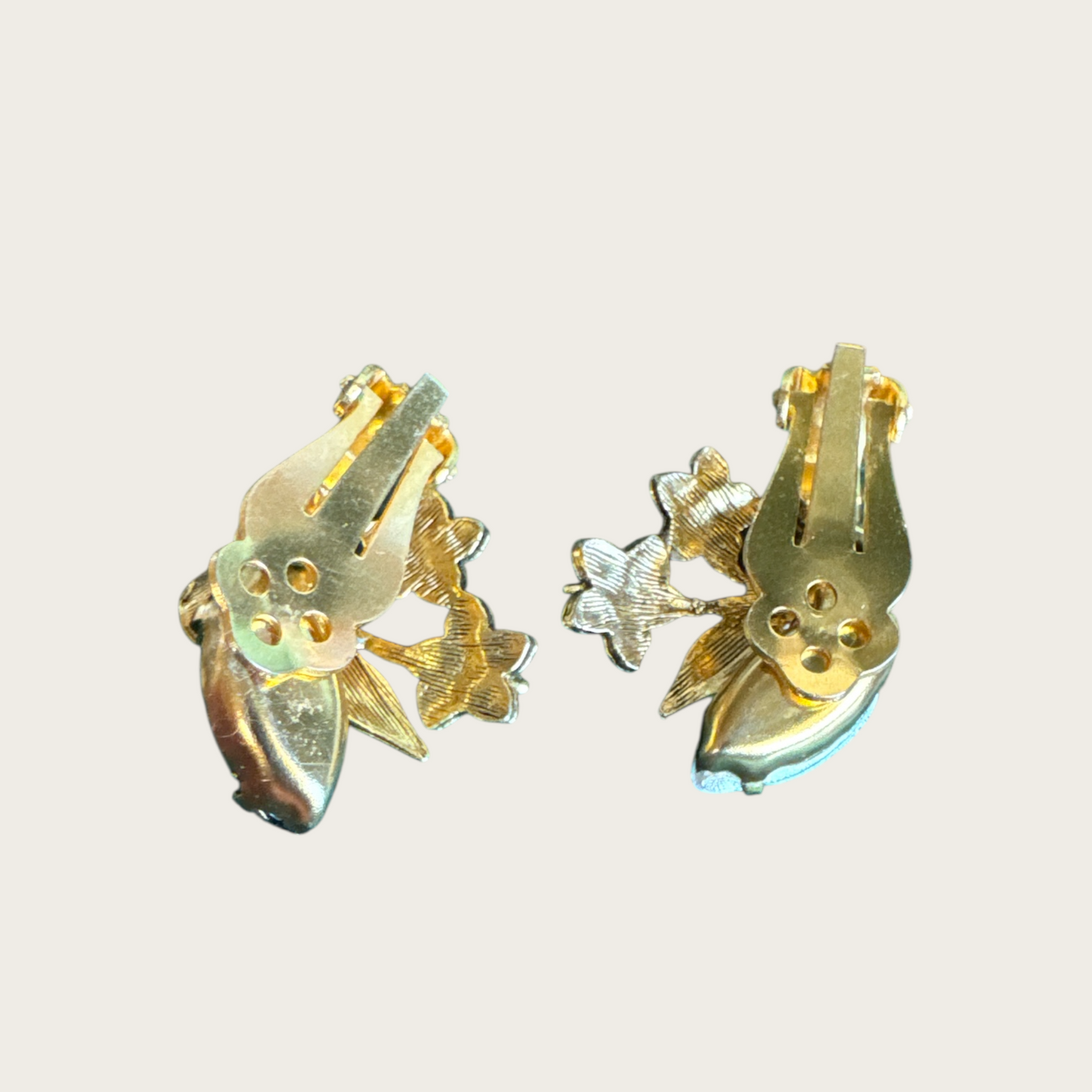 Vintage Green Rhinestone Brooch & Earring Set with Uranium Glow and Mediterranean Blue Navettes – Mid-Century Floral Elegance