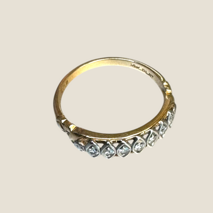 Vintage 14K Gold & Platinum Diamond Band – Seven Natural Diamonds, Sculpted Deco Detailing, Circa 1940s