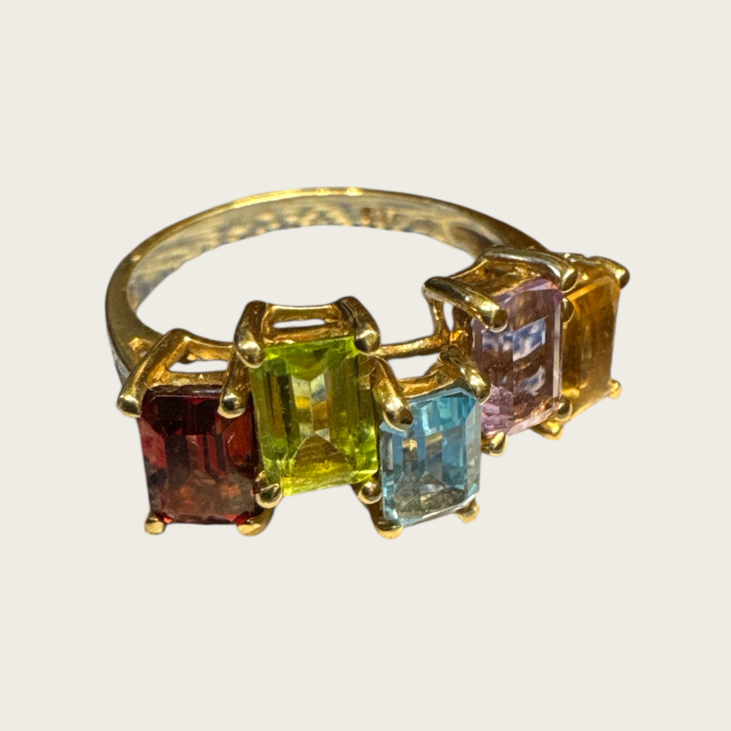 Vintage 10K Multi-Gemstone Baguette Band Ring – Garnet, Peridot, Blue Topaz, Amethyst & Citrine Topaz