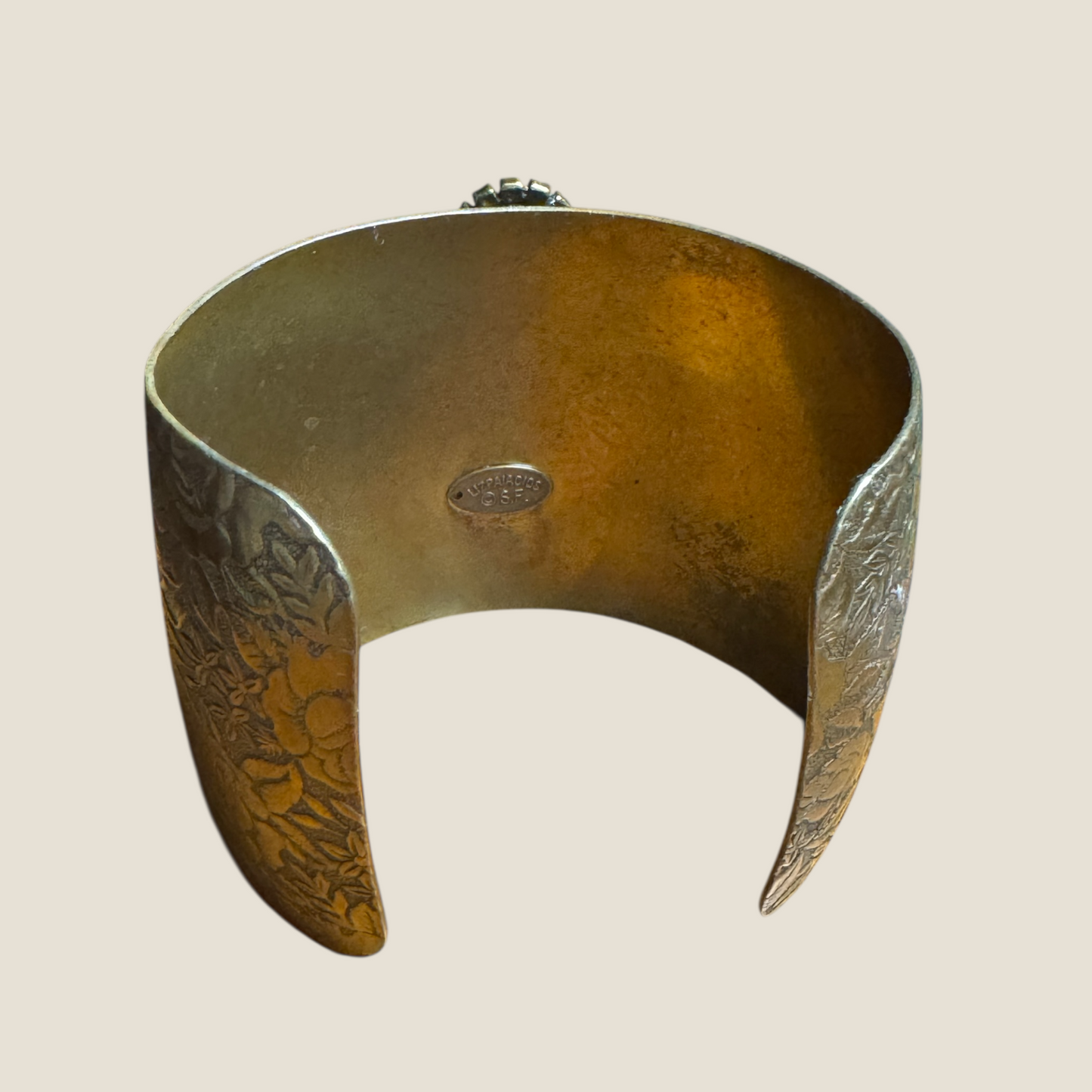 Vintage Signed Lizpaiacios San Francisco Jeweled Brass Floral Cuff – Royal Blue Glass Cabs with Green & Blue Rhinestones