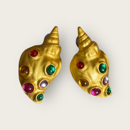 Vintage Runway-Inspired Gold-Tone Shell Statement Earrings – Multicolor Lucite Cabochons