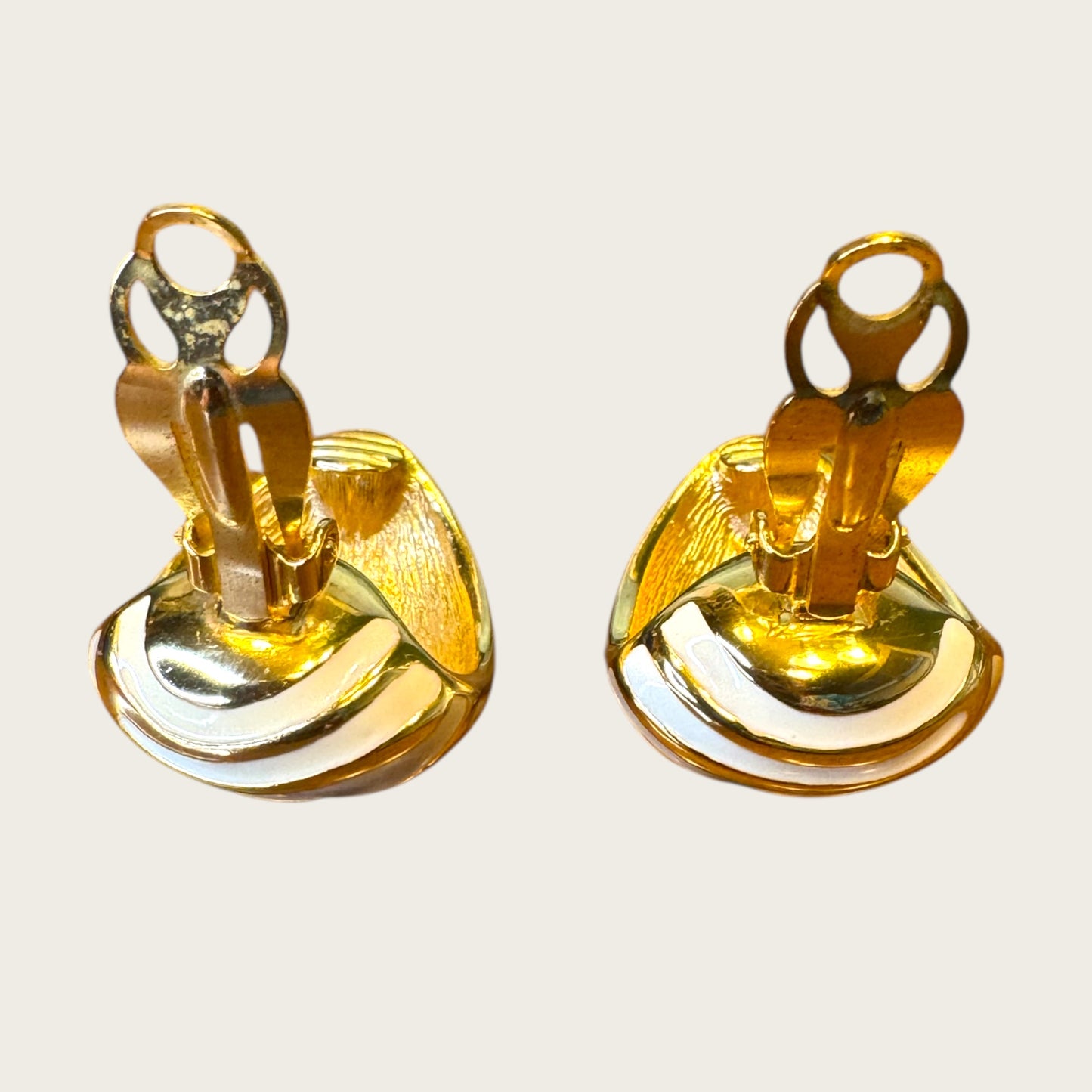 Joan Rivers Gold-Tone Zebra Stripe Clip-On Earrings – Cream & Taupe Enamel Statement Design | 1990s Vintage Couture