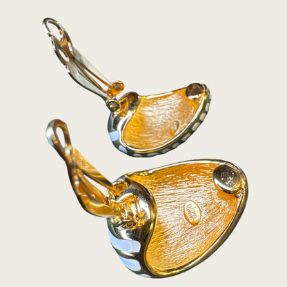 Joan Rivers Enamel “Zebra Stripe” Clip-On Earrings – Beige & Gold – Bold Sculptural Vintage Statement