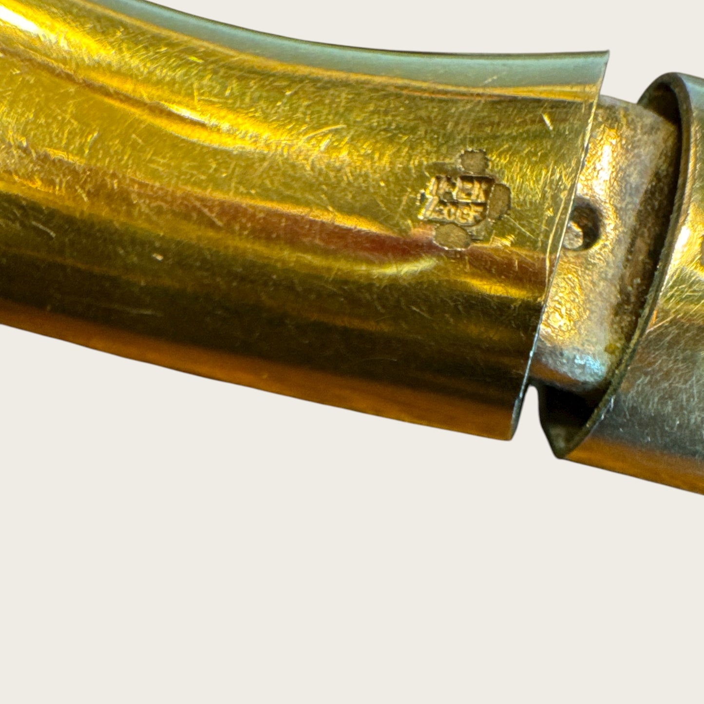 Vintage 1/20 12K Gold-Filled Hand-Engraved Floral Hinged Bangle Bracelet – 22.10g