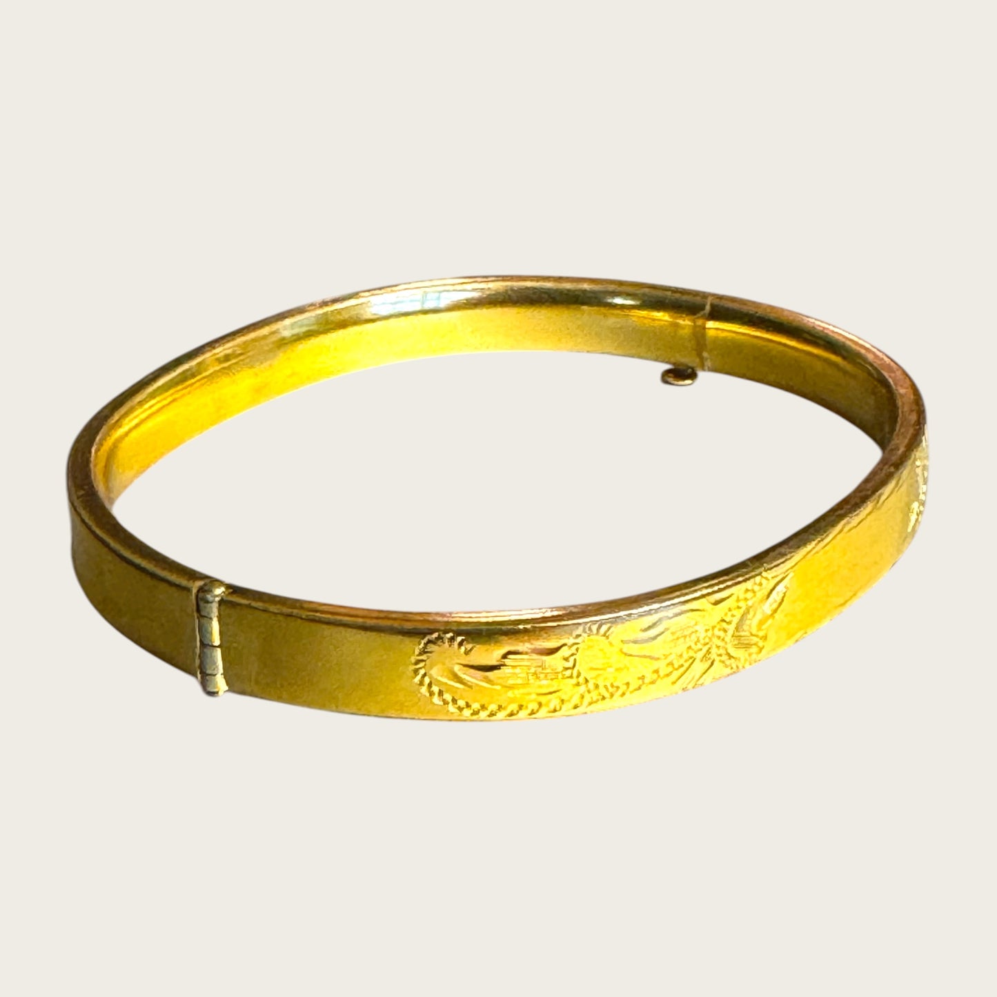 Vintage 14KT Gold-Filled Engraved Hinged Bangle Bracelet – Floral Scrollwork – 7 Inch