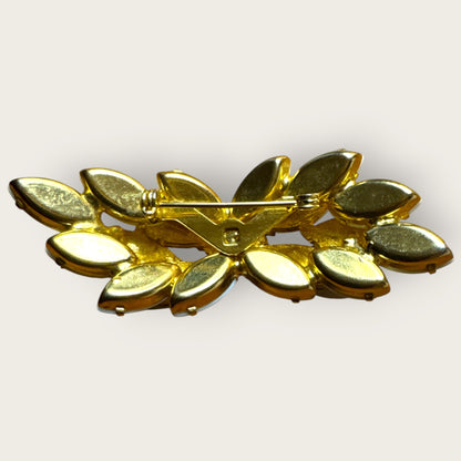 Vintage Mid-Century White Lava Glass & Milk Glass Marquise Brooch – Domed Layered Design with Aurora Borealis Center Stone – Gold Tone