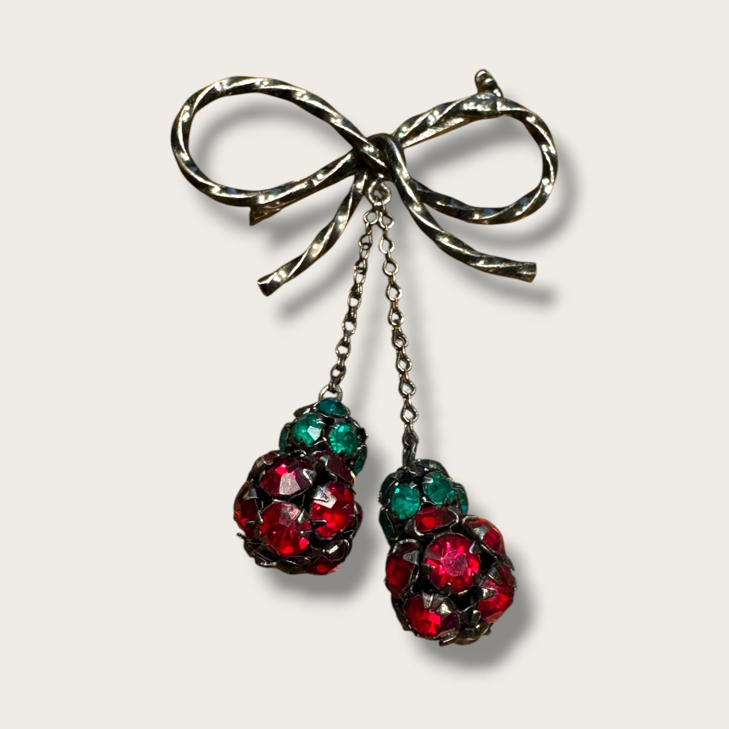 Vintage 1950s Austrian Crystal Bow Brooch with Dangling Fruit Clusters – Ruby & Emerald Rhinestones