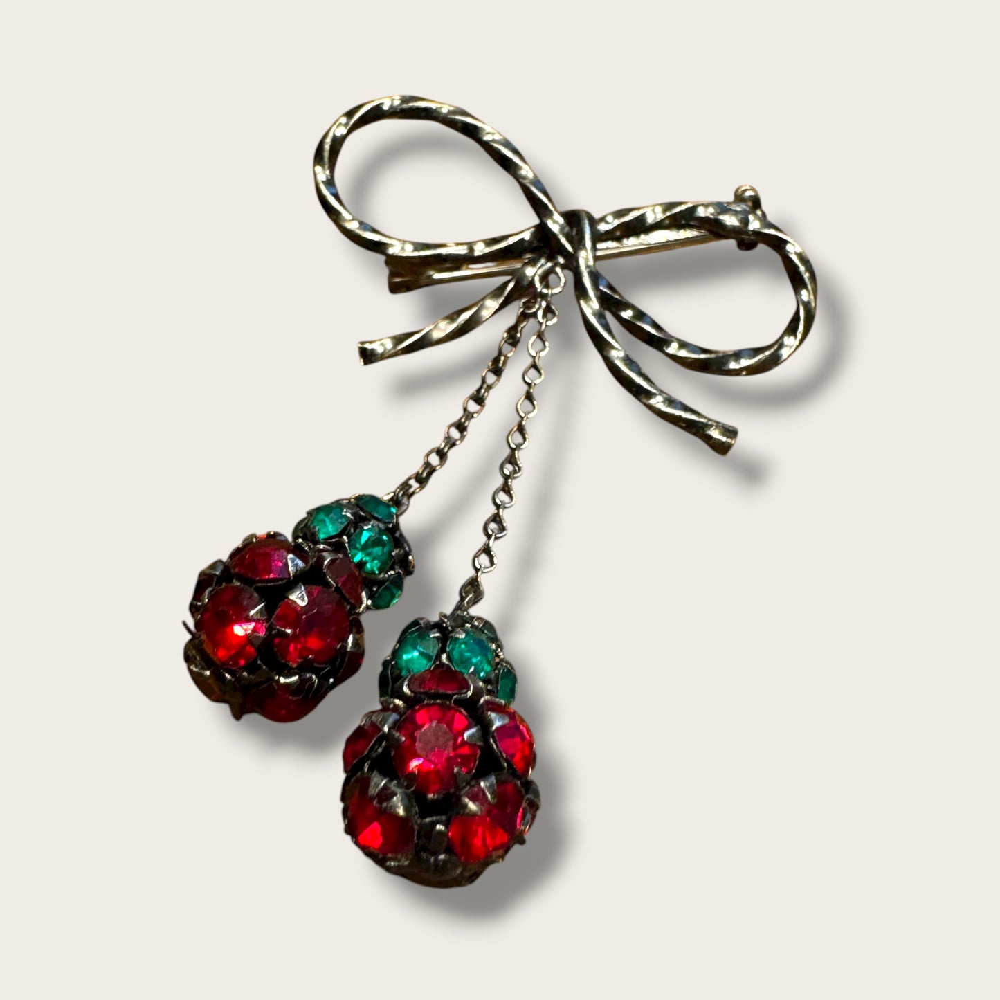 Vintage 1950s Austrian Crystal Bow Brooch with Dangling Fruit Clusters – Ruby & Emerald Rhinestones