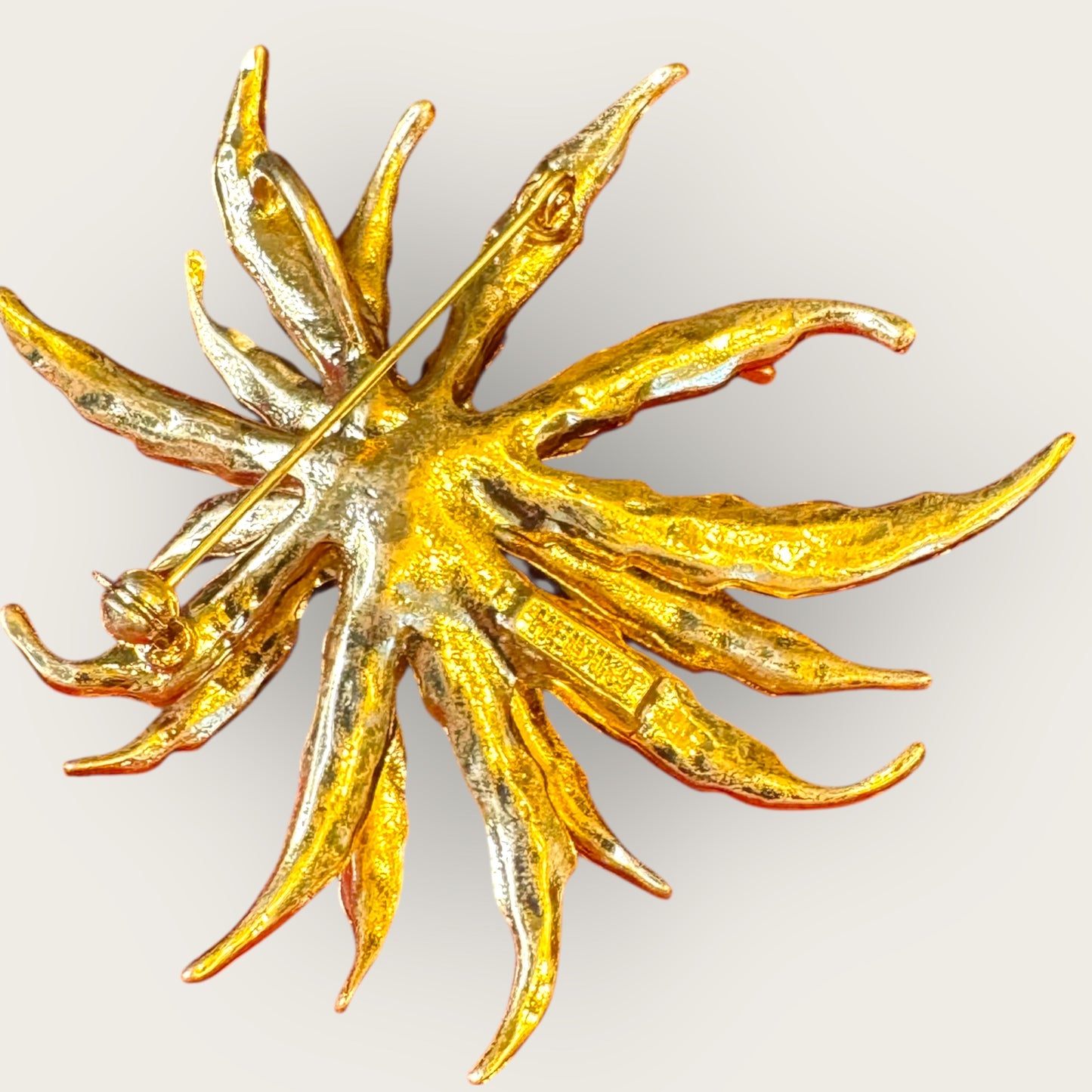 Vintage Signed HEIDIK9 Statement Floral Brooch & Pendant – Sculpted Gold Sunburst with Emerald Rhinestone Center