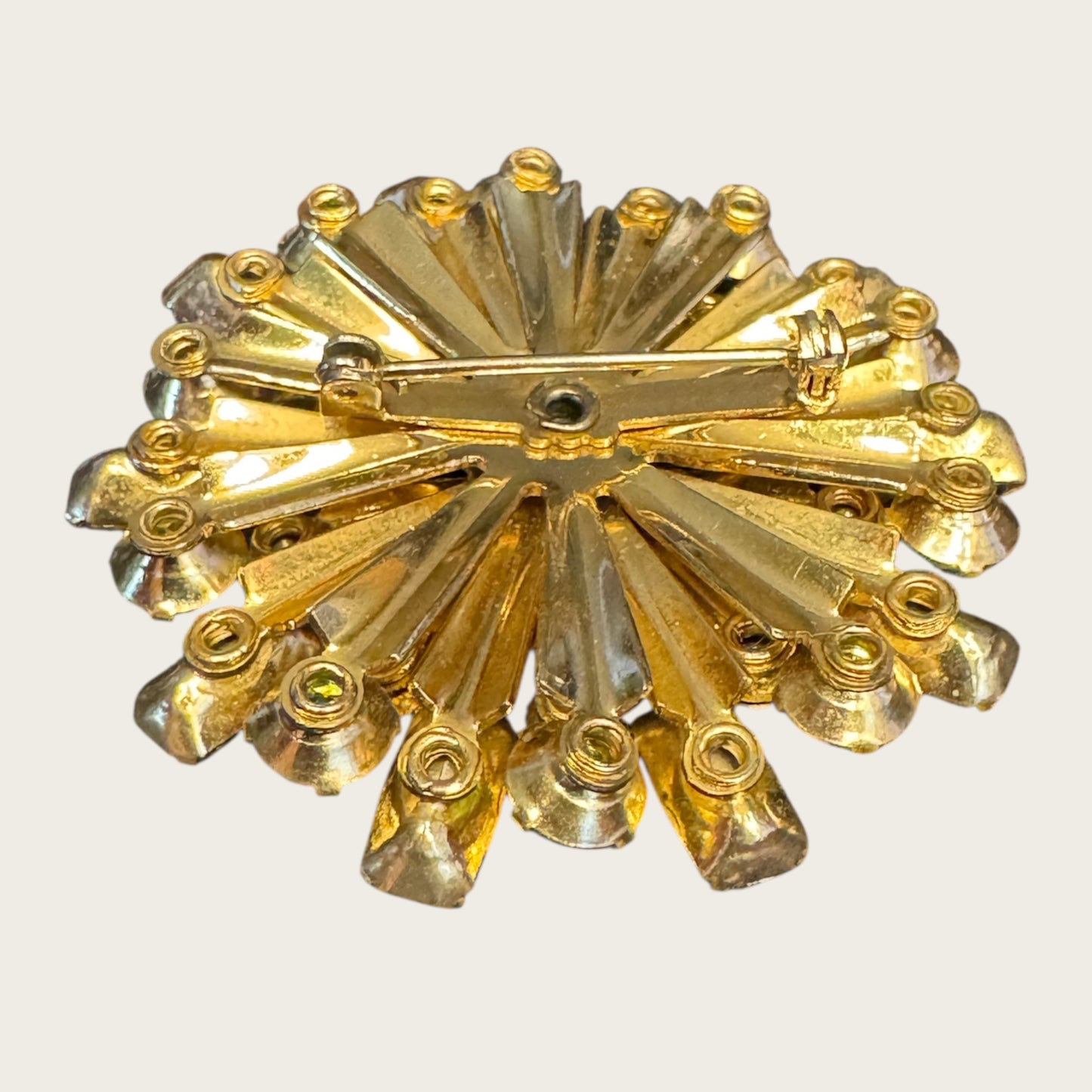 Vintage Aurora Borealis Starburst Brooch – Layered Radiance in Gold-Tone