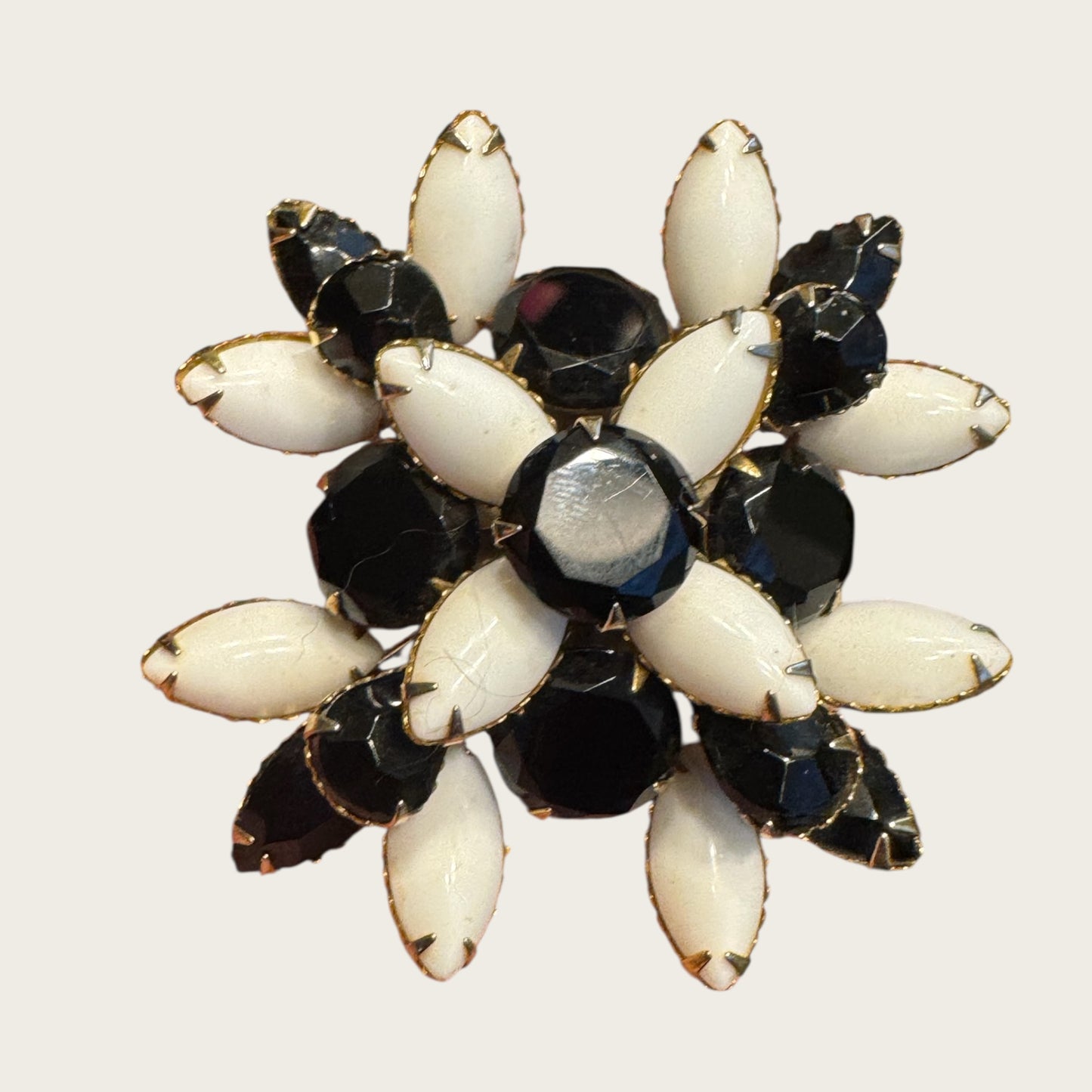 Vintage Black & White Layered Floral Brooch – Riveted Construction, Prong-Set Stones