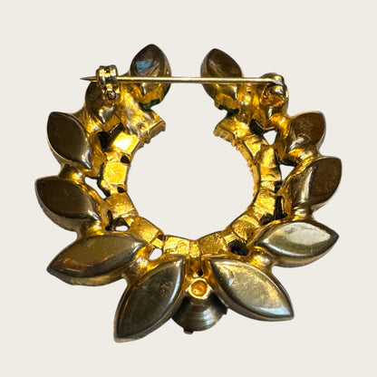 Vintage Emerald & Lime Green Marquise Rhinestone Wreath Brooch – Brilliant Mid-Century Statement Pin