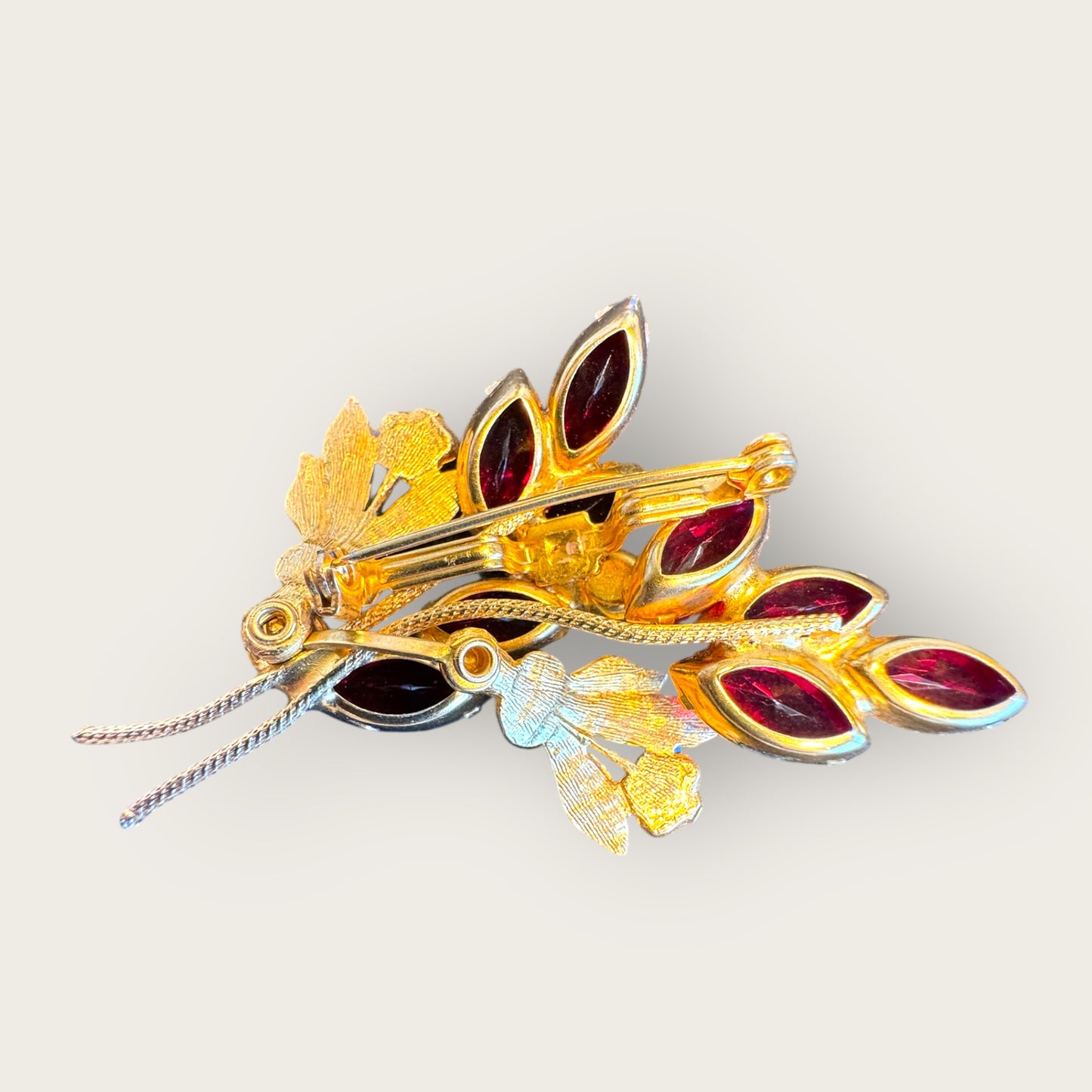 Vintage Ruby-Red & Enamel Floral Bouquet Brooch – Emerald Green Leaves, Fuchsia Accents, Textured Gold Backing