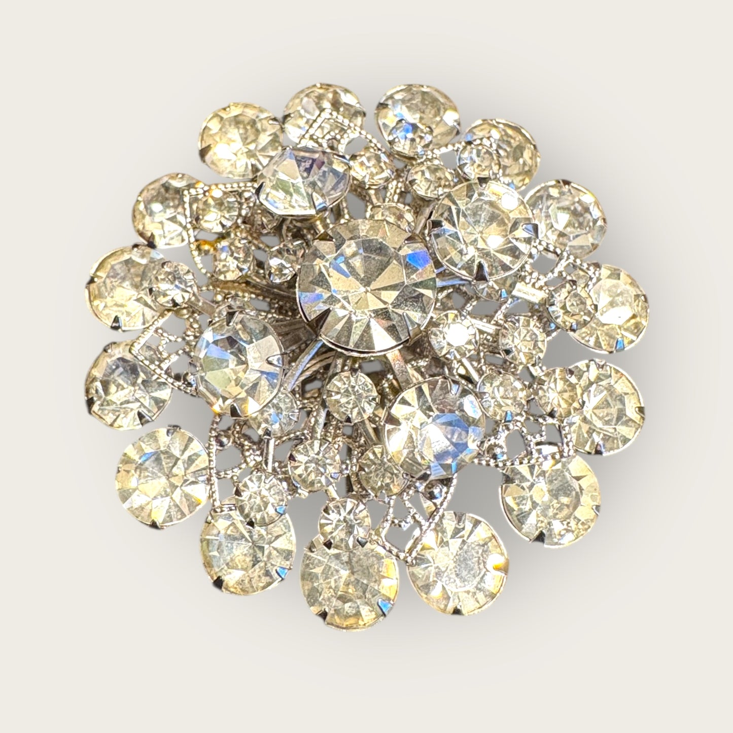 Vintage Domed Clear Rhinestone Burst Brooch – Silver-Tone Filigree | Brilliant Mid-Century Sparkle