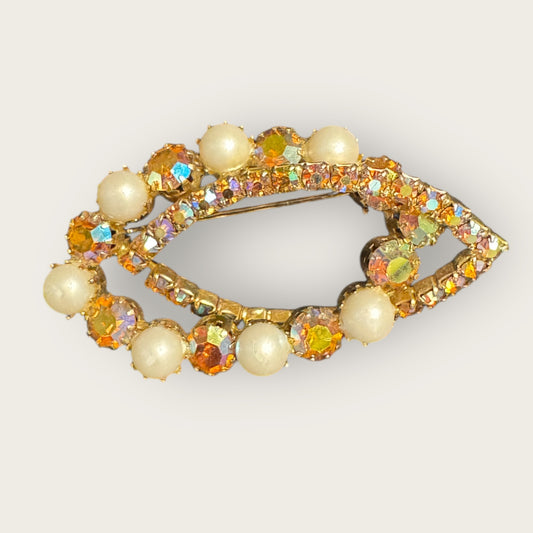 Vintage Aurora Borealis Swirl Brooch with Faux Pearls – Gold-Tone, Mid-Century Sparkle