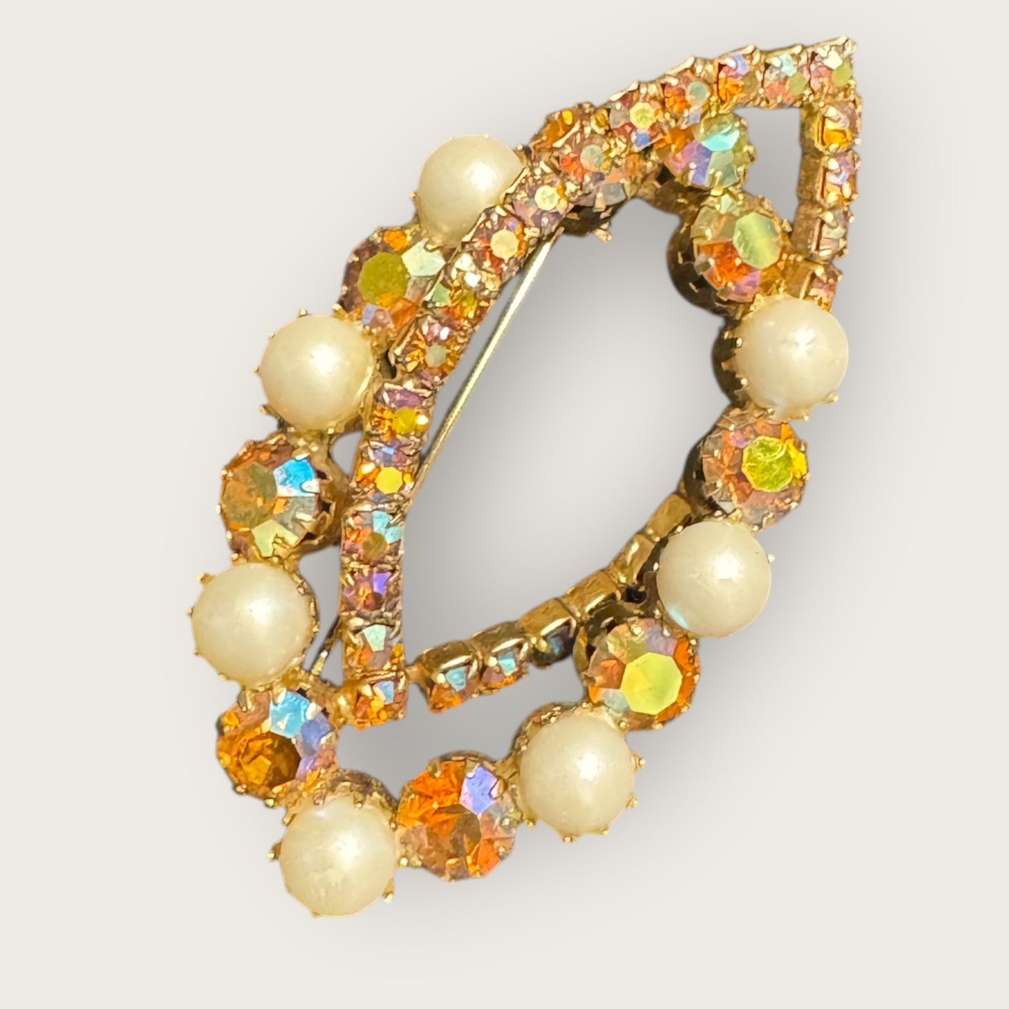Vintage Aurora Borealis Swirl Brooch with Faux Pearls – Gold-Tone, Mid-Century Sparkle