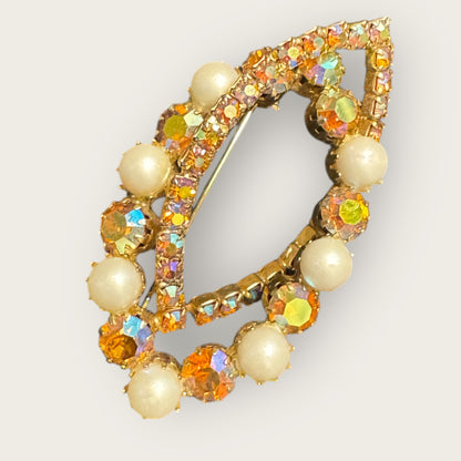 Vintage Aurora Borealis Swirl Brooch with Faux Pearls – Gold-Tone, Mid-Century Sparkle