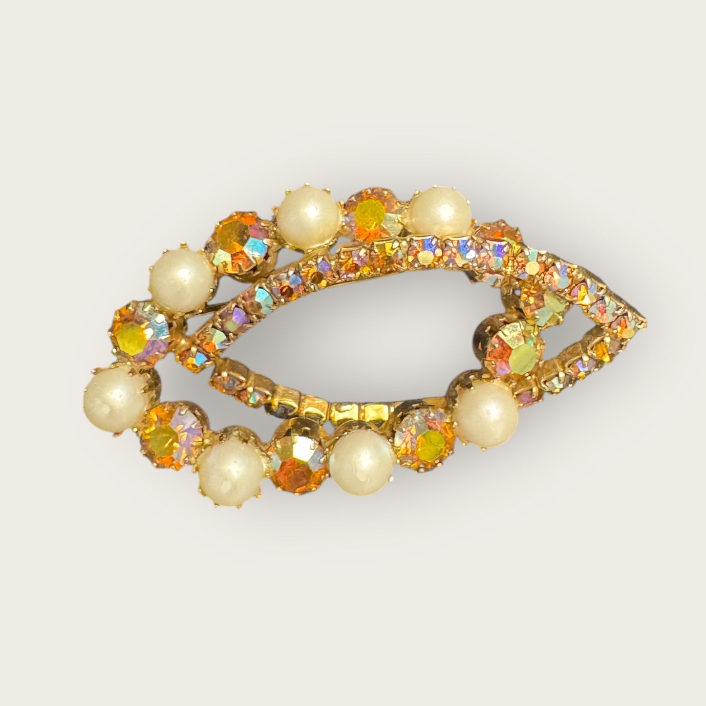 Vintage Aurora Borealis Swirl Brooch with Faux Pearls – Gold-Tone, Mid-Century Sparkle