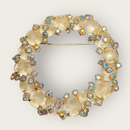 Vintage Frosted Cabochon & Aurora Borealis Wreath Brooch – Gold-Tone, Mid-Century Glamour
