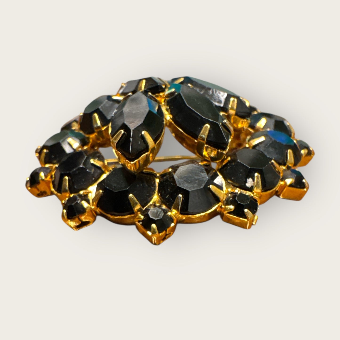 Vintage Black Glass Dome Brooch – Onyx-Black Marquise & Round Stones in Rich Gold Plate