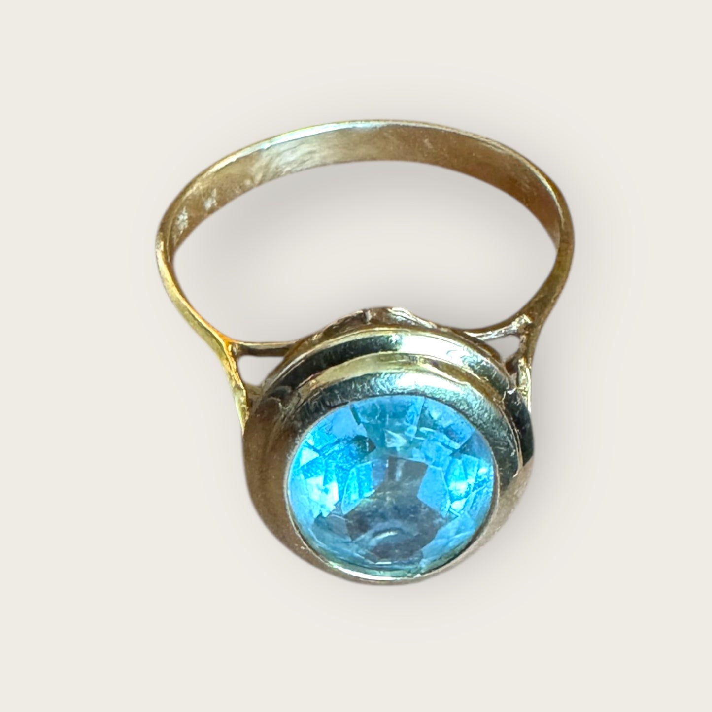 Natural Blue Topaz Oval Bezel-Set Ring in Solid 14K Gold – Size 7 | Private Collection