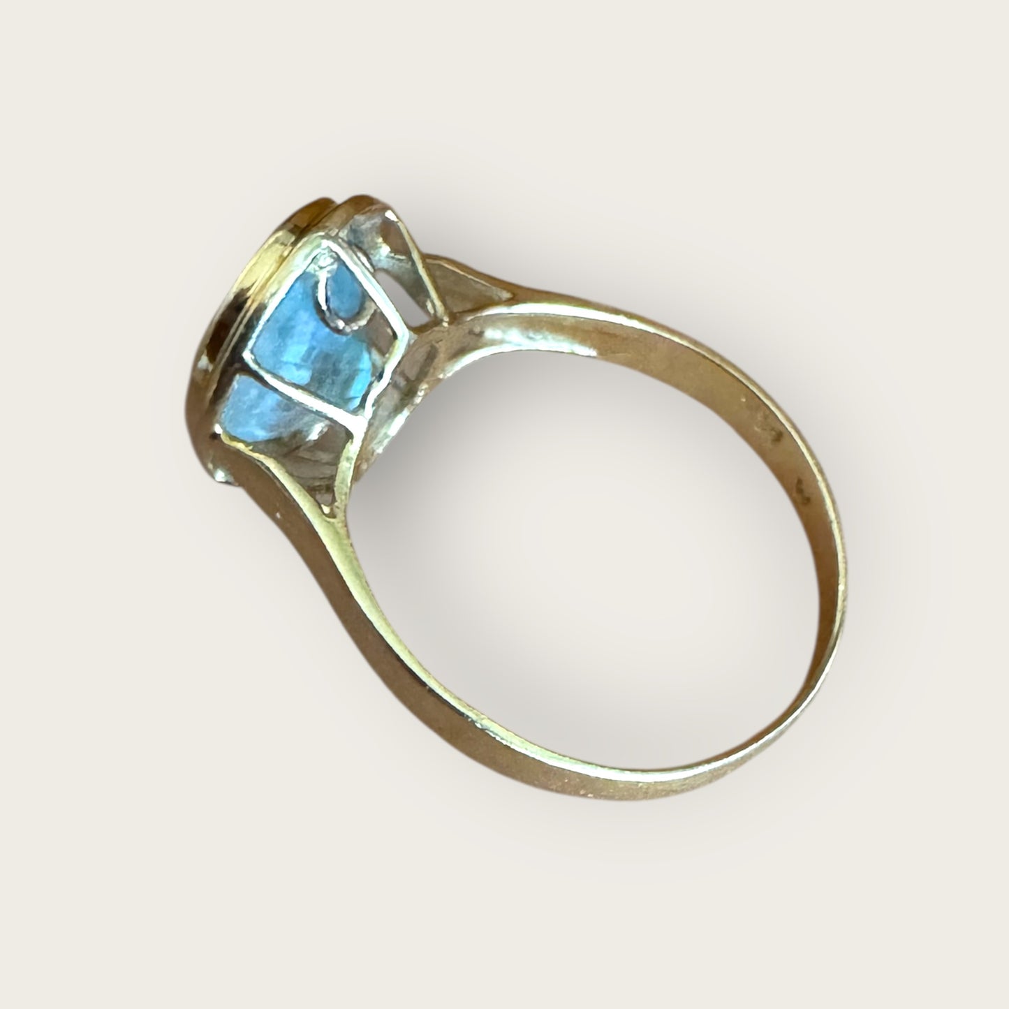 Natural Blue Topaz Oval Bezel-Set Ring in Solid 14K Gold – Size 7 | Private Collection