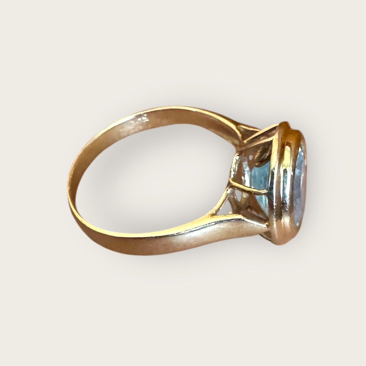 Natural Blue Topaz Oval Bezel-Set Ring in Solid 14K Gold – Size 7 | Private Collection
