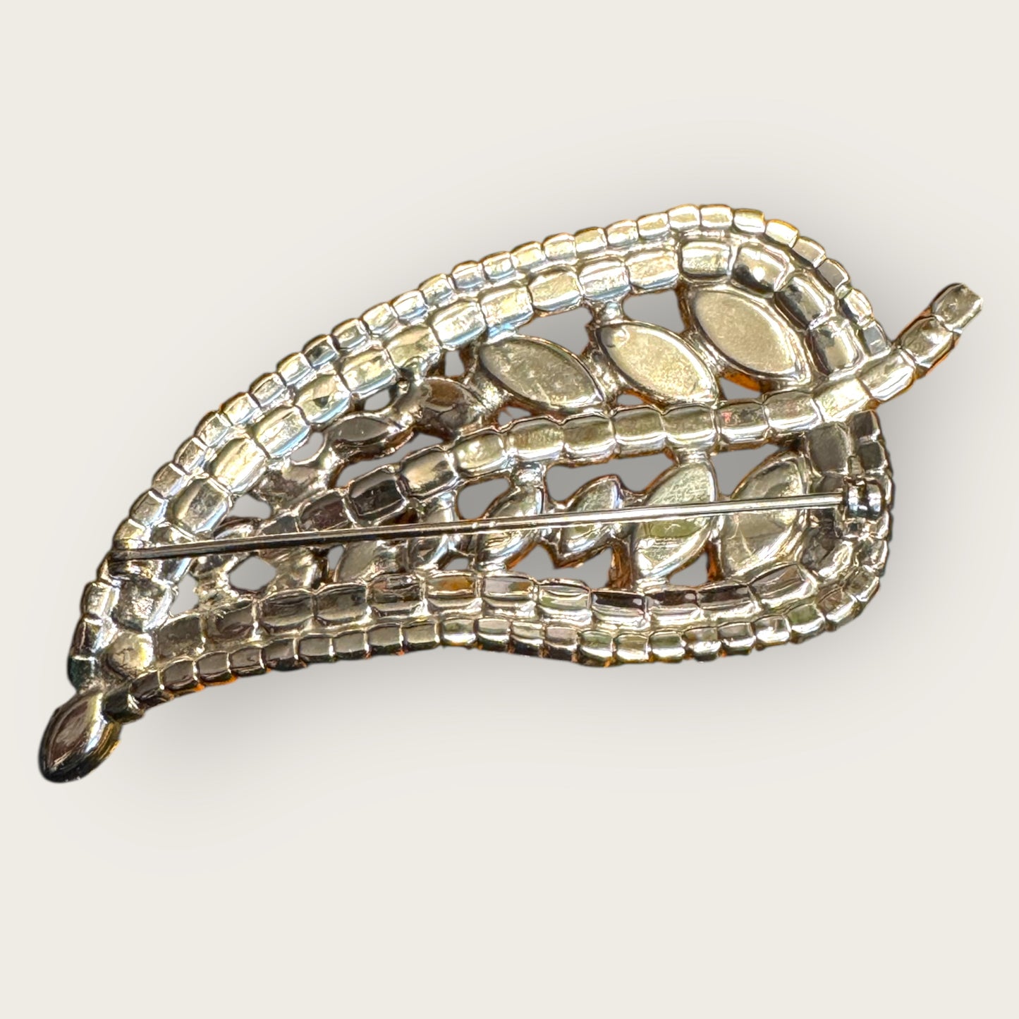 Vintage Clear Rhinestone Paisley–Pear Leaf Brooch – Dramatic Mid-Century Silvertone Statement Pin with Marquis & Round Stones