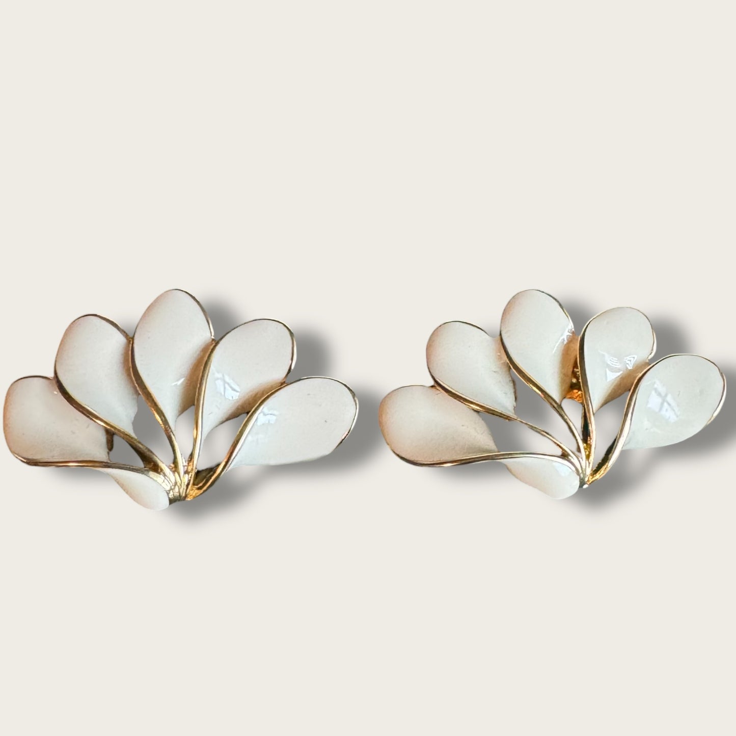 Vintage Tancer & Two Cream Enamel Fan Earrings – Sculptural Gold-Tone Statement Design