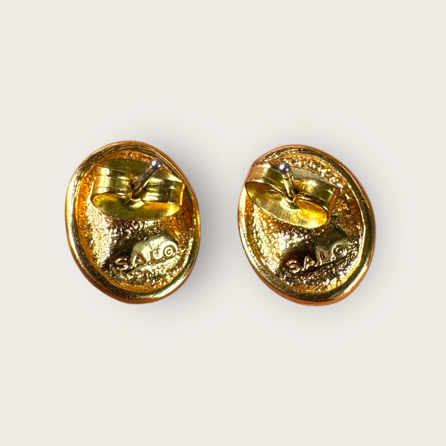 Vintage SAL Pink Oval Crystal Earrings – Swarovski America Ltd. Bezel-Set Gold Tone Studs