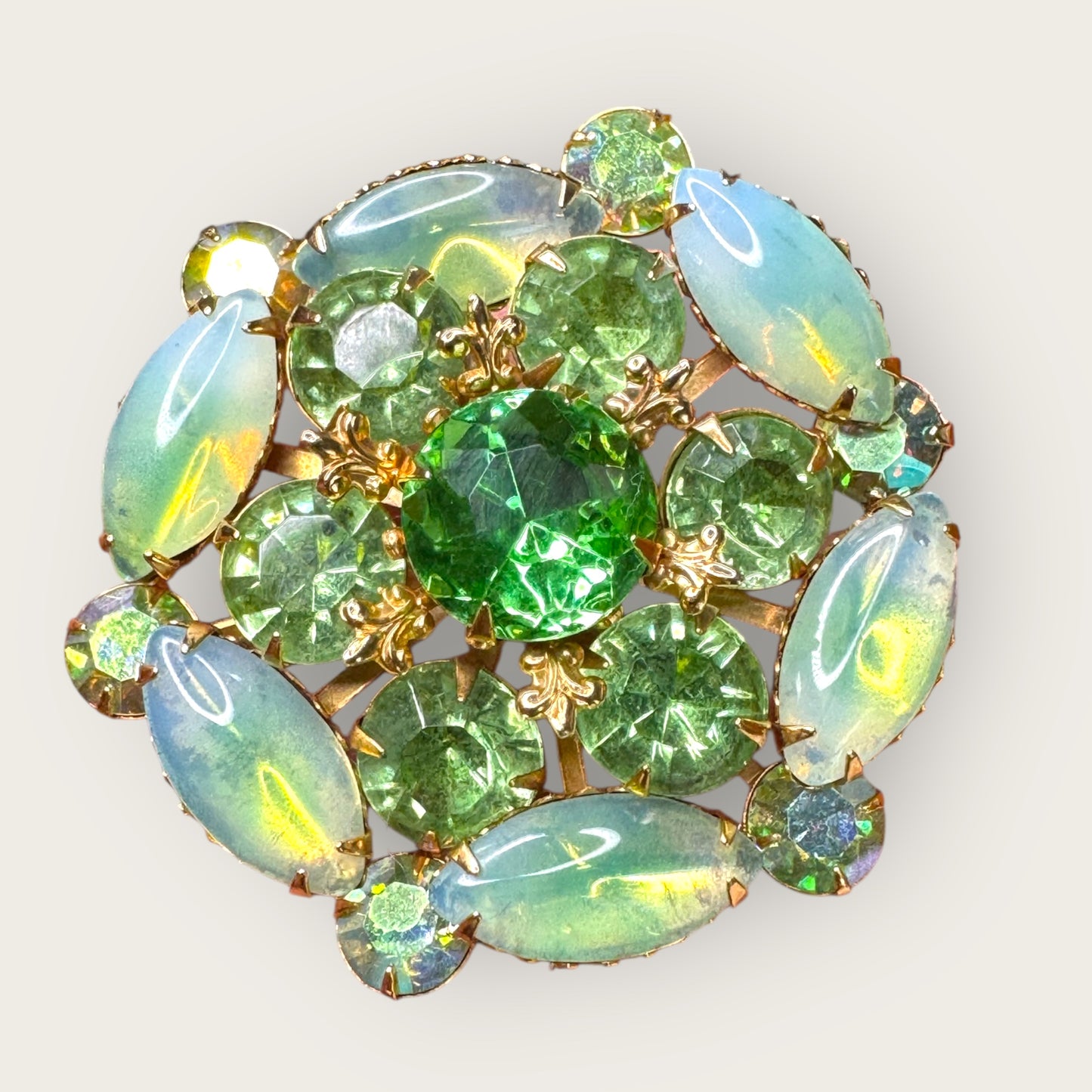 Vintage Givrè Glass & Peridot Rhinestone Domed Floral Brooch – Mid-Century Elegance