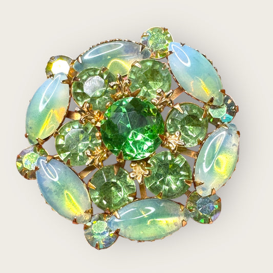 Vintage Givrè Glass & Peridot Rhinestone Domed Floral Brooch – Mid-Century Elegance