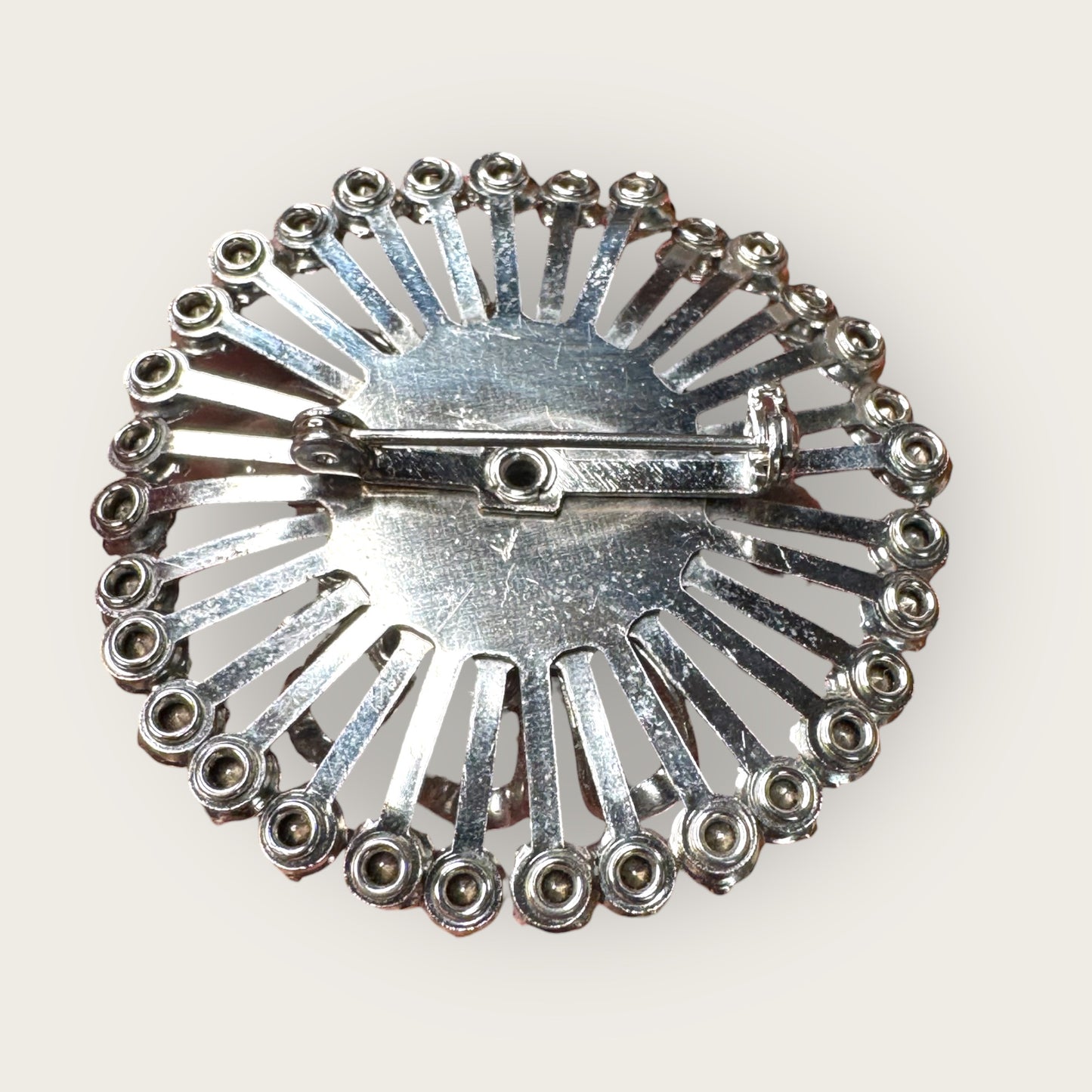 Mid-Century Layered Clear Rhinestone Burst Brooch – Silvertone Radiance